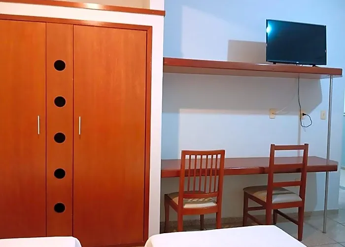 Mariachis Hotel